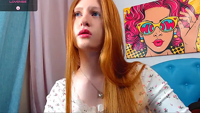 Snapshot of LuxXAngel chatting on October 22, 12:00 am LuxXAngel online show from October 22, 12:00 am