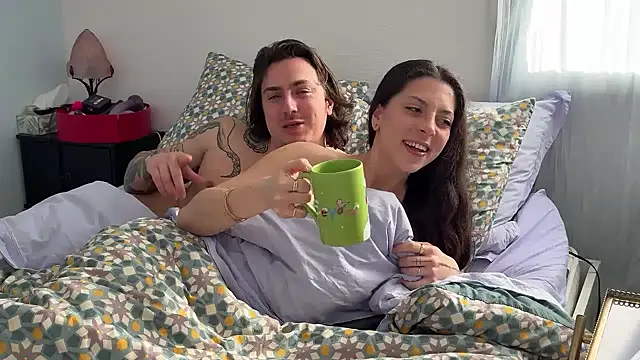 Snapshot of Airelle chatting on February 8, 10:07 am Airelle online show from February 8, 10:07 am