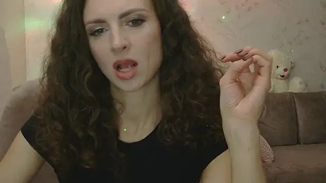 Amber Carrol online show from December 17, 5:19 pm