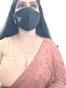 Snapshot of shivani27 chatting on May 2, 4:45 pm shivani27 online show from May 2, 4:45 pm