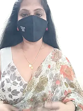 Snapshot of shivani27 chatting on May 4, 5:42 pm shivani27 online show from May 4, 5:42 pm