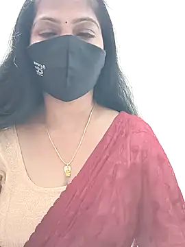 Snapshot of shivani27 chatting on July 5, 7:59 am shivani27 online show from July 5, 7:59 am