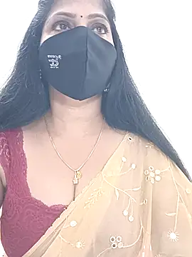 Snapshot of shivani27 chatting on July 17, 5:40 pm shivani27 online show from July 17, 5:40 pm