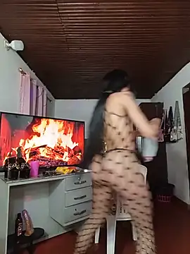 translatina777 online show from June 24, 1:15 am