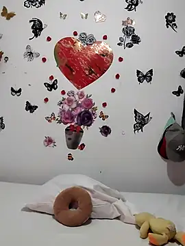 Snapshot of AntonelaMorriz chatting on March 16, 7:45 am AntonelaMorriz online show from March 16, 7:45 am