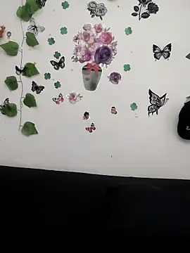 Snapshot of AntonelaMorriz chatting on March 25, 7:47 am AntonelaMorriz online show from March 25, 7:47 am