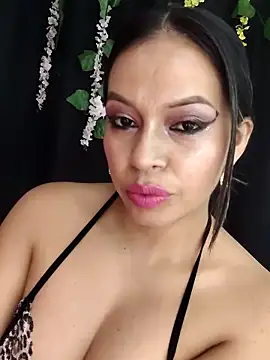 AntonelaMorriz online show from May 6, 8:19 am