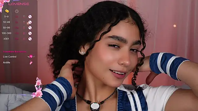 Snapshot of Victoria_Curly chatting on October 4, 3:04 am Victoria Curly online show from October 4, 3:04 am