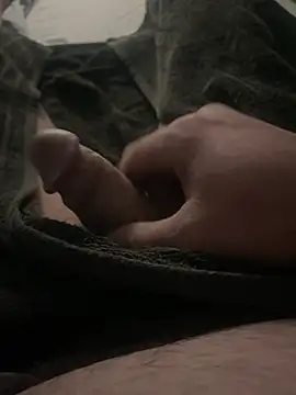 Snapshot of BobKat chatting on March 23, 9:30 pm BobKat online show from March 23, 9:30 pm