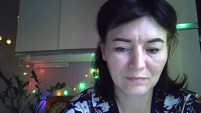 Krystal 82 online show from October 2, 5:14 am