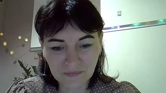 Krystal 82 online show from October 12, 8:52 pm