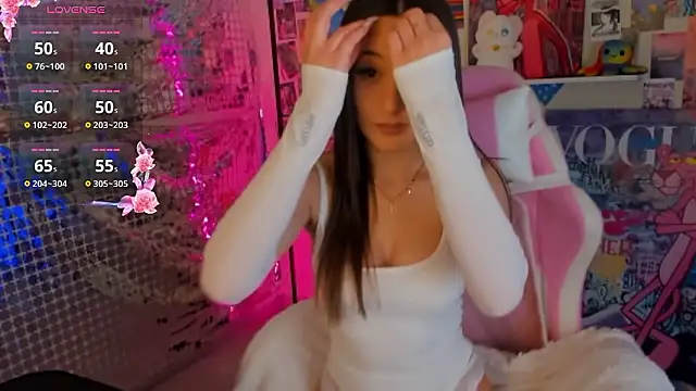 Snapshot of Lillie_Miller chatting on January 13, 3:34 am Lillie Miller online show from January 13, 3:34 am