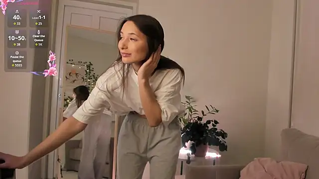 Snapshot of Lillie_Miller chatting on February 3, 2:53 am Lillie Miller online show from February 3, 2:53 am