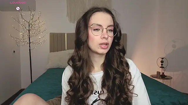 Real cutie1 online show from April 1, 12:50 pm