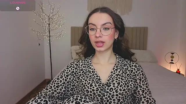 Real cutie1 online show from May 2, 1:05 pm