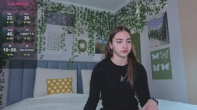 Ashley Pierce online show from September 22, 4:03 am