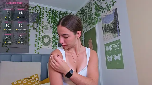 Ashley Pierce online show from November 8, 4:12 am