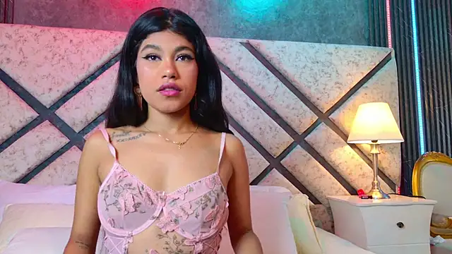 ZafiraRose online show from December 20, 4:47 pm