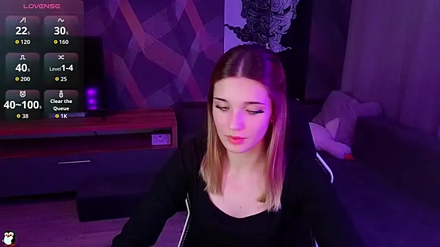 Snapshot of Sandy_Belle chatting on September 24, 8:01 pm Sandy Belle online show from September 24, 8:01 pm