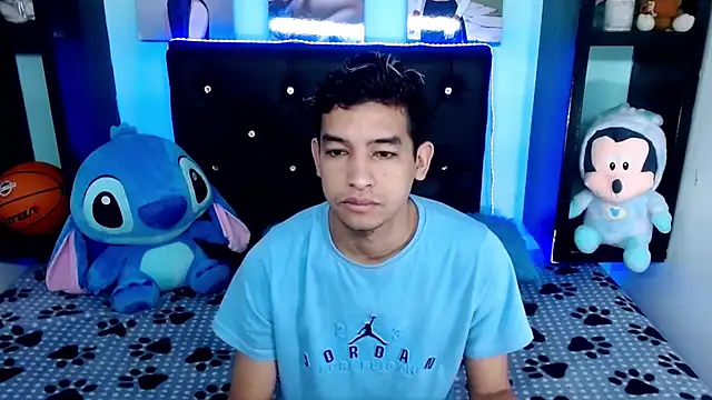 x oliver x online show from September 12, 4:56 am