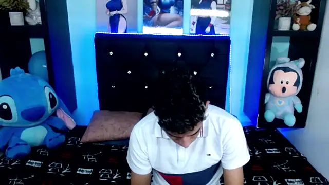 x oliver x online show from October 5, 4:22 am