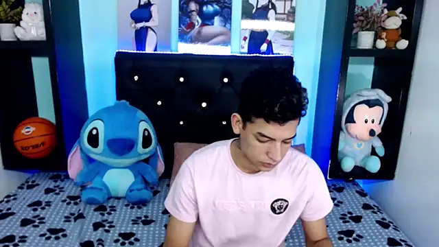 x oliver x online show from October 24, 4:53 am