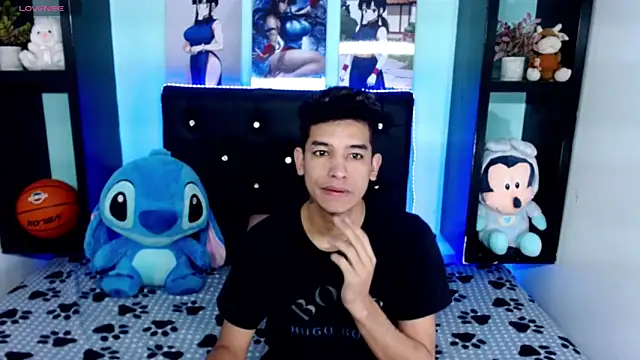 x oliver x online show from October 29, 4:15 am