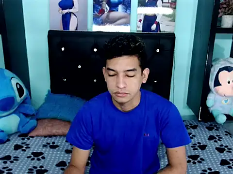 x oliver x online show from October 31, 3:51 am