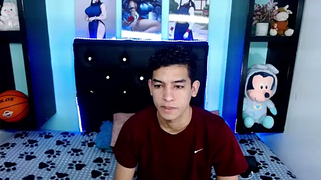 x oliver x online show from November 3, 4:36 am