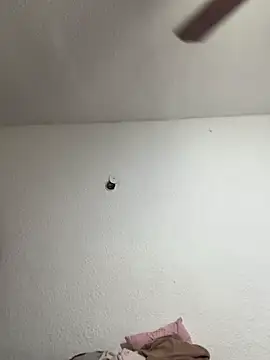 Nia Desire online show from December 2, 5:57 am