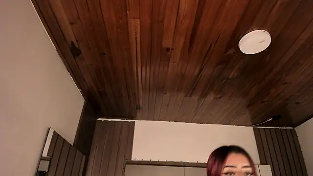 Snapshot of Violet_carson chatting on March 6, 1:18 pm Violet carson online show from March 6, 1:18 pm