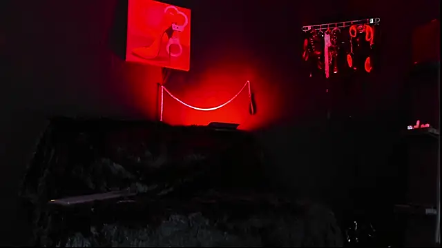 isabellestone online show from February 24, 9:24 pm