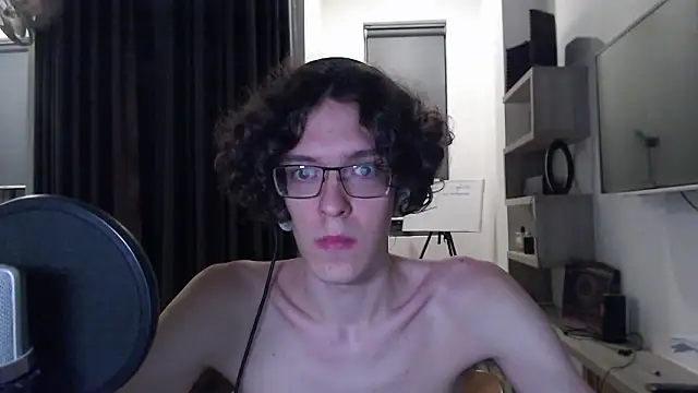 Snapshot of LovesomeCookie chatting on March 14, 4:56 pm LovesomeCookie online show from March 14, 4:56 pm