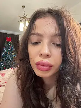 Hannah xBaby online show from January 8, 11:23 am