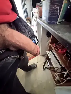 Snapshot of Mahmut4848 chatting on March 18, 9:01 am Mahmut4848 online show from March 18, 9:01 am