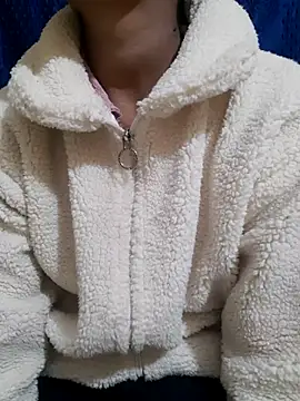 Snapshot of AnkitaDevi chatting on December 5, 4:10 am AnkitaDevi online show from December 5, 4:10 am