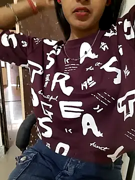 Snapshot of AnkitaDevi chatting on February 25, 10:03 am AnkitaDevi online show from February 25, 10:03 am