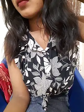 Snapshot of AnkitaDevi chatting on April 1, 1:41 pm AnkitaDevi online show from April 1, 1:41 pm