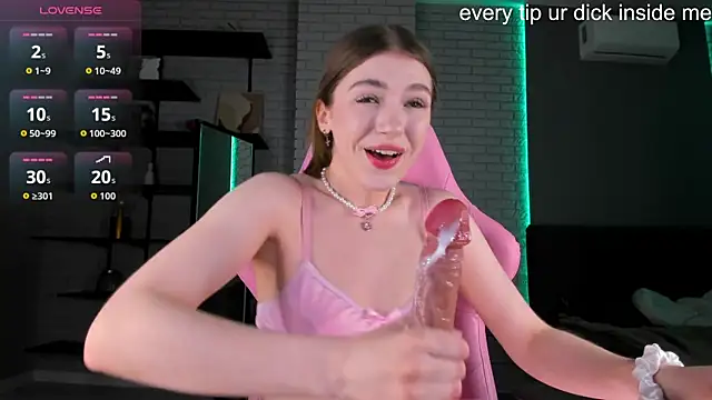 lunamuna1 online show from April 24, 10:18 am