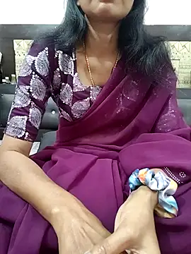 Yourhotsweetgirl online show from November 11, 3:39 am