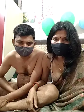 Yourhotsweetgirl online show from January 16, 5:55 am