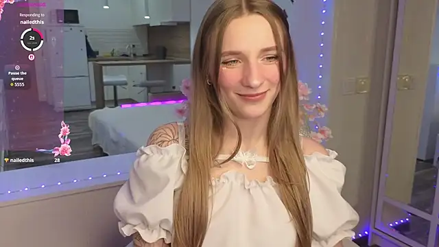 Elsa wow online show from May 7, 9:09 pm