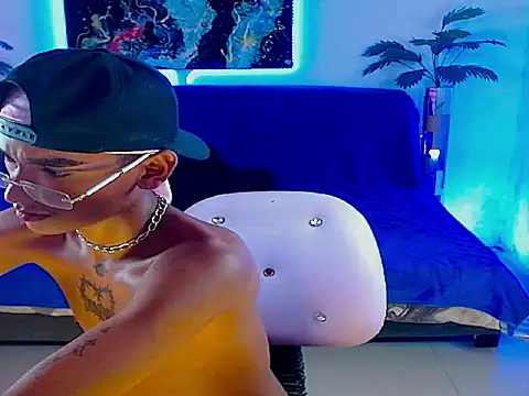 gabo hotboy online show from May 14, 6:20 am