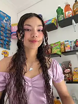 Camilla Miller01 online show from May 12, 7:33 pm