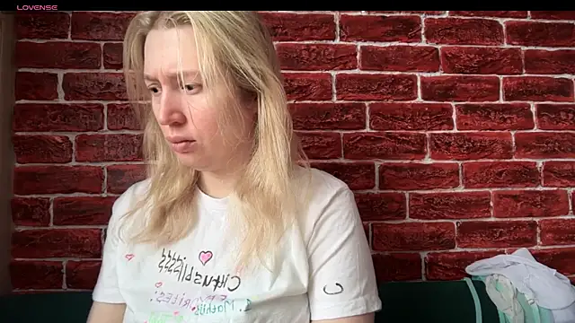 CitrusBlissss online show from November 6, 2:56 am