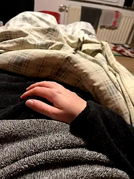 mas20043 online show from October 23, 6:17 pm