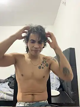 The amazing Tyler online show from July 4, 11:33 pm