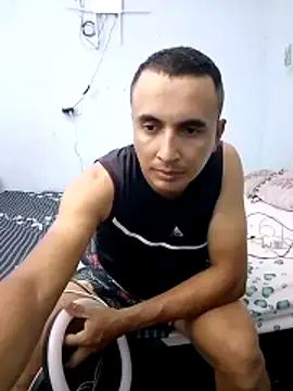 Snapshot of miroqui143 chatting on October 24, 12:08 am miroqui143 online show from October 24, 12:08 am