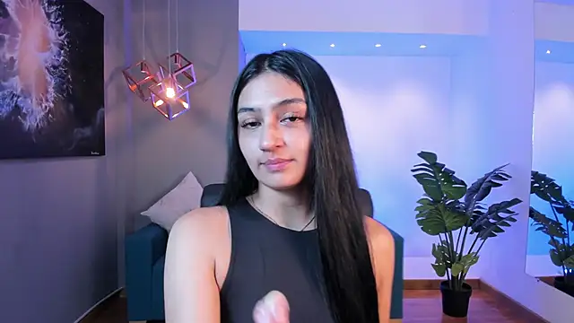 Snapshot of AidaJones chatting on October 15, 11:21 am AidaJones online show from October 15, 11:21 am