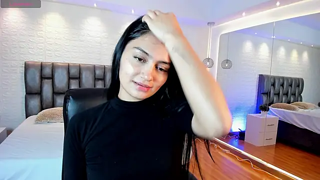 AidaJones online show from May 2, 1:27 pm